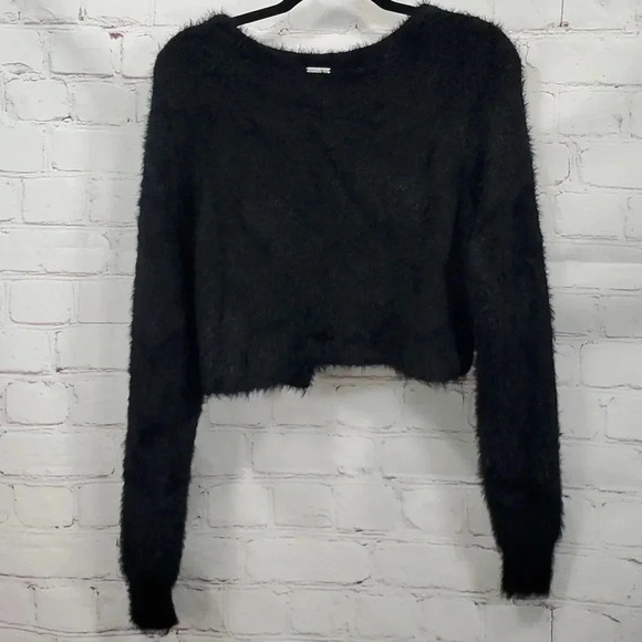 Fabletics Long Sleeve Crop Top Woman's Size M - Picture 6 of 10